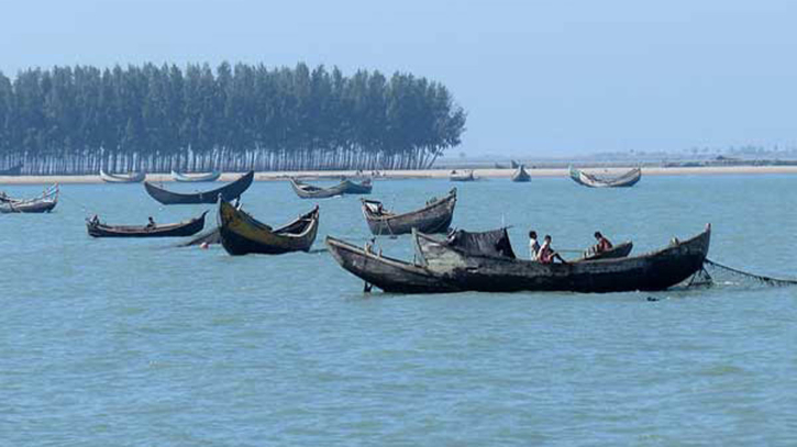 নাফ নদীতে বিজিপির গুলি, ২ বাংলাদেশি গুলিবিদ্ধ