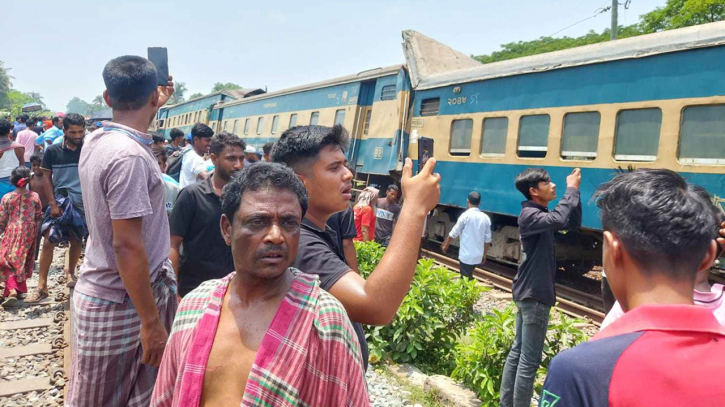 গাজীপুরে ট্রেন দুর্ঘটনা : জেলা প্রশাসনের তিন সদস্যের তদন্ত কমিটি