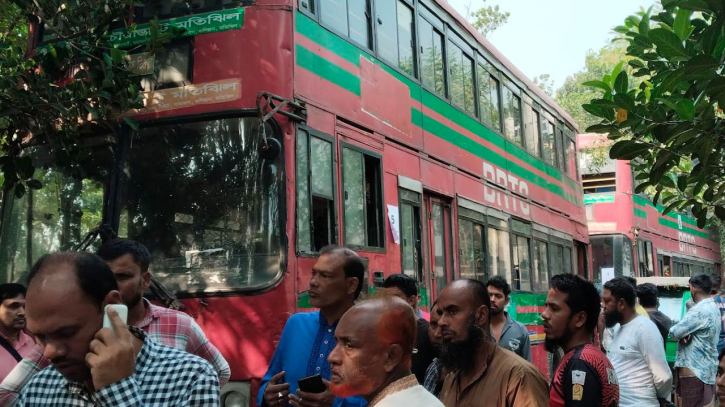 গাজীপুরে পিকনিক বাস বিদ্যুতায়িত হয়ে ৩ শিক্ষার্থীর মৃত্যু