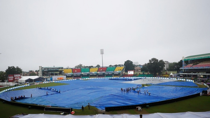 কানপুর টেস্ট: হচ্ছে না তৃতীয় দিনের প্রথম সেশনের খেলা